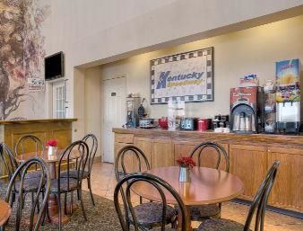 Ramada By Wyndham Sparta/at Speedway Sparta