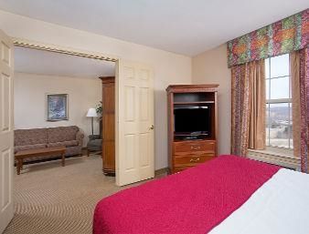 Ramada By Wyndham Sparta/at Speedway Hotel Sparta
